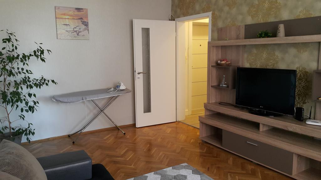 Apartment Plamen Delux Burgas City Exterior foto